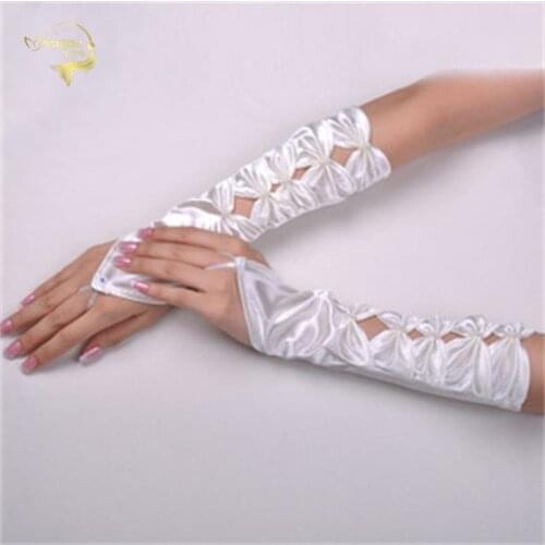 2019 Hot Luvas De Noiva Bridal Gloves Beaded Bow White Red Long Design Lucy Refers Wedding Gloves Wedding Accessories G001