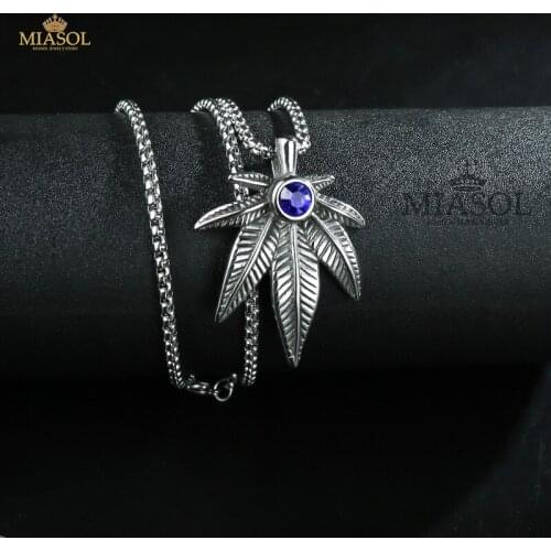 Rainforest Leaf Necklace Cool Man & Beautiful Girl Pendant High Quality Stainless Steel Creative Jewelry Design Chain Decoration