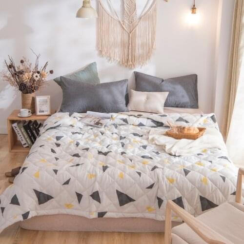 MENHETON Summer Blankets For The Bed