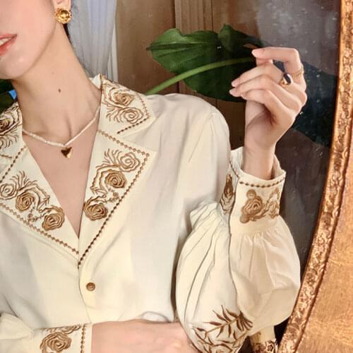 Spring Women France Style Vintage Blouse Lady Embroidery Lantern Sleeve Tops Female Autumn V-neck Fashion Blouse Shirts