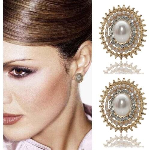 Korean Fashion Temperament Imitation Pearl Clip on Earrings Sun Flower Full Rhinestone Earrings Christmas Gift for Women