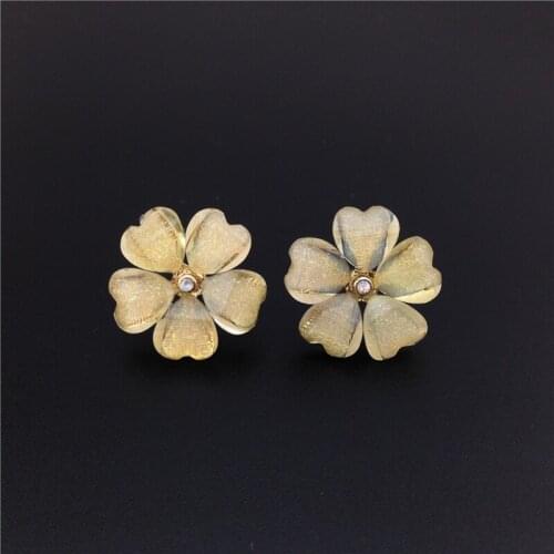 Special Women Personality Love Gold color angel flower Cute Lovely stud earring