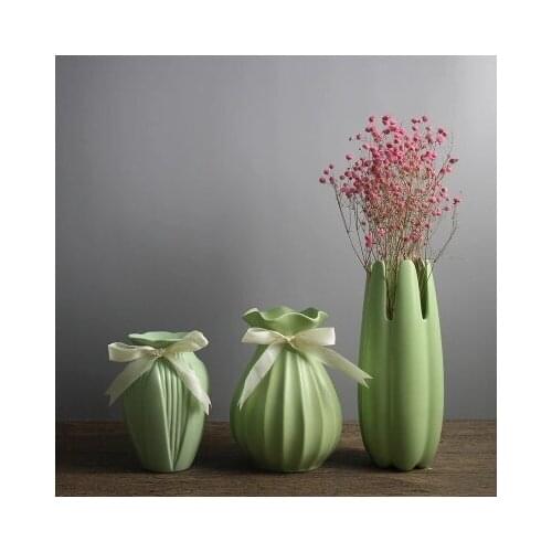 Ceramic Fashion White Vase Simple Porcelain Living Room Decoration Home Furnishings Dried Flower Arrangement Gift For Friend