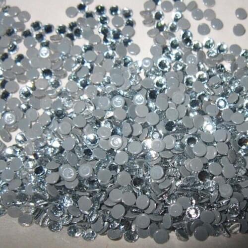 Free shipping of high sparking hot fix rhinestone ss16 crystal with 14 cutting for evening dress decorations