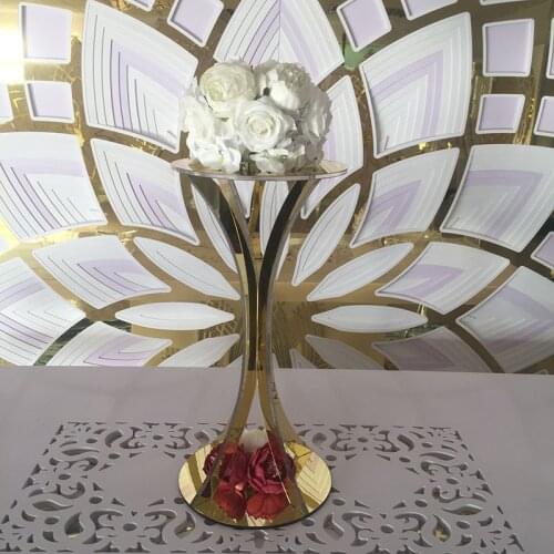 Available in 2 colors Luxury Golden And Silver Acrylic Flower Stand Latest Design Wedding Centerpiece