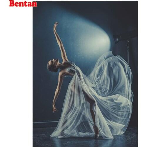 Full Square Drill Diamond Painting Handmade Gift Diamond Embroidery Abstract sexy dancing woman Mosaic Rhinestone Home Decor