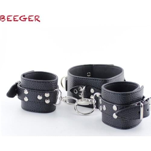 BEEGER Strict Leather Collar to Wrist Restraints