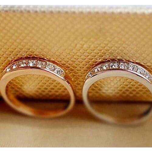 Women Small and Exquisite Ladies Zircon Alloy Ring New Simple Zircon Ring for Women Fashion 2017 Volunge Jewelry