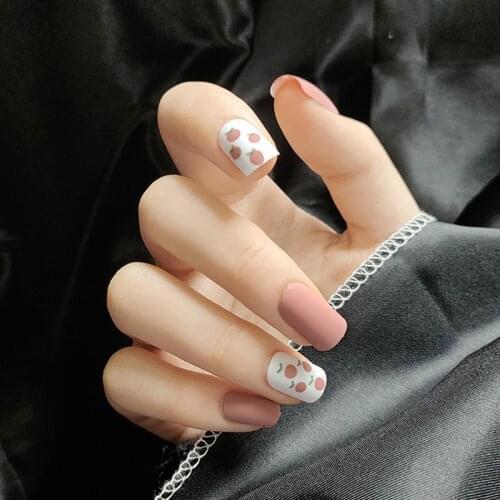 24pcs/Set Cute Peach Pattern False Nails Short Design Full Cover Matte Fake Nails with Glue Acrylic Nail Art Tips Manicure Tools