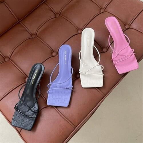 Summer Womens Slippers Outdoor Beach Slides Ladies Narrow Band Women Slippers Female Sandals Low Heel Flip Flops Mules Shoes