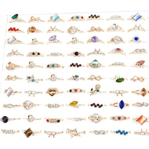 MixMax 100PCs/Box Womens Rings Romantic Sweet Rhinestone Finger Band Fashion Jewelry Party Gifts Wholesale with a Display Box
