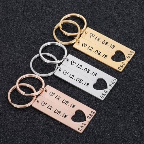 HUHUI Custom Name Date Keychain Stainless Steel Rectangular Pendant Hollow Heart Keyring For Unisex Family Jewelry Couple Gift