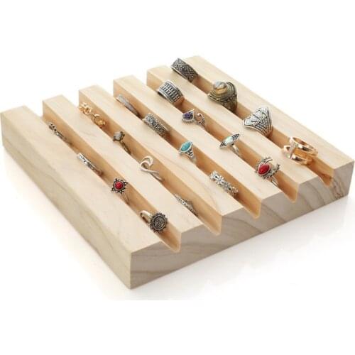 2019 New Solid Wood Ring Display Jewelry Exhibition Display with Ring Holder Stand Ring Organizer for Jewelry Showcase