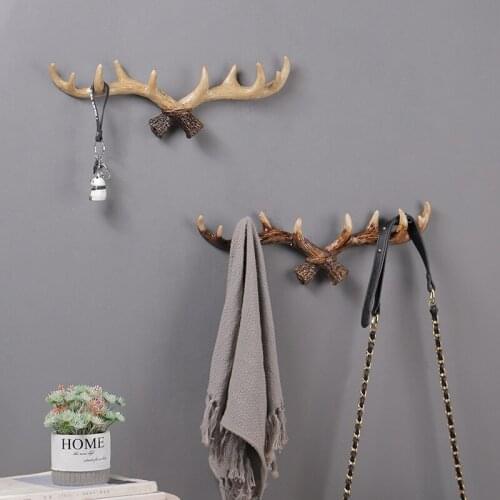 American Retro Antler Decoration Wall Hanging Coat Rack Wall Hanging Key Hook Clothes Self-Storing Horn Hanger