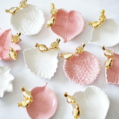 Ceramic Soap Tray Soap Dish Dessert Snacks Small Snack DishesWedding Home Jewelry Storage Decorations Home Decorations