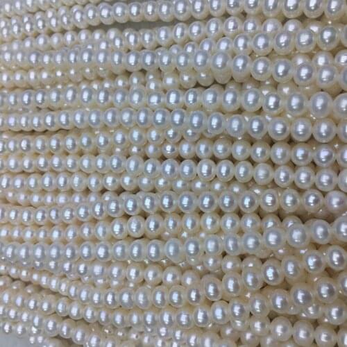 Natural fresh water pearl necklace