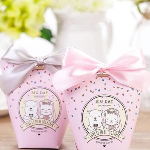 Pink tender rabbit and bear couple gift box gift bag party chocolate box wedding favor romantic pink candy box 50pcs