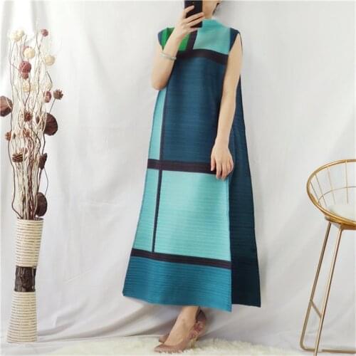 Miyake Pleated large size 2021 spring new womens vintage fashion square color matching loose striped A-line dress