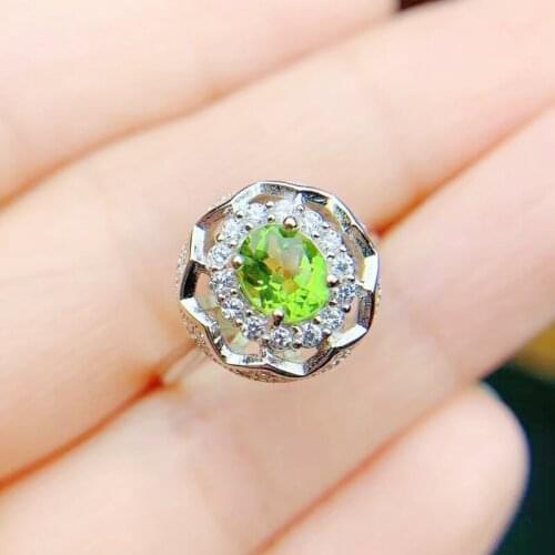 Natural real green peridot small ring Per jewelry 925 sterling silver 5*7mm 0.9ct gemstone Fine jewelry T214144
