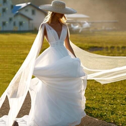 Eightree Vintage Boho Wedding Dresses 2021 Tulle Simple Wedding Gowns Pleated Cheap Bridal Dress Vestidos de Noiva