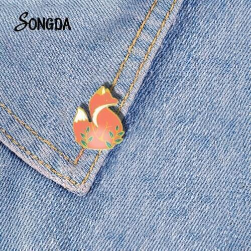 Fashion Minimalism Little Fox Brooches for Women Kids Cute Animals Soft Cartoon Epoxy Lapel Pins Buckle Denim Jackets Bag Badges