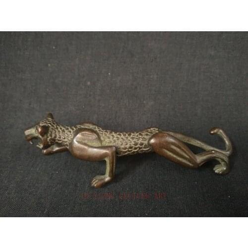 YIZHU CULTUER ART Collected Ancient China Bronze Carving Force Leopard Pendant Pen rack Paperweight Family Decoration Gift