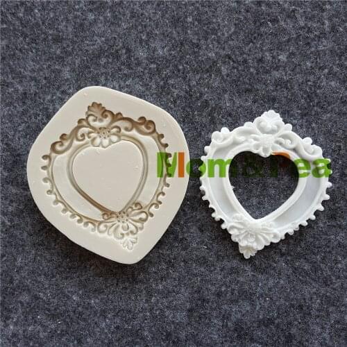 Mom&Pea MPA1693 Heart Shaped Frame Silicone Mold Sugar Paste 3D Fondant Cake Decoration