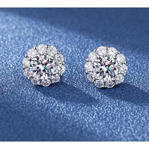 New Fashion Sunflower Stud Earrings Exquisite Shining Zircon Womens Stud Earrings Classic Elegant Bridal Wedding Jewelry