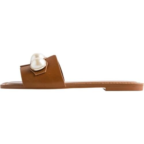 Elegant Big Pearl Flats Slippers 2021 Summer Flat-bottom Fashion Outer Wear Modern Comfortable Beach Flats Sandals Flip Flops