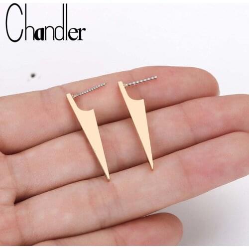 Chandler Brand 2019 New Design Triangle Earrings Punk Cool Stainless Steel Geometrical Personality Trend Women Stud Earring