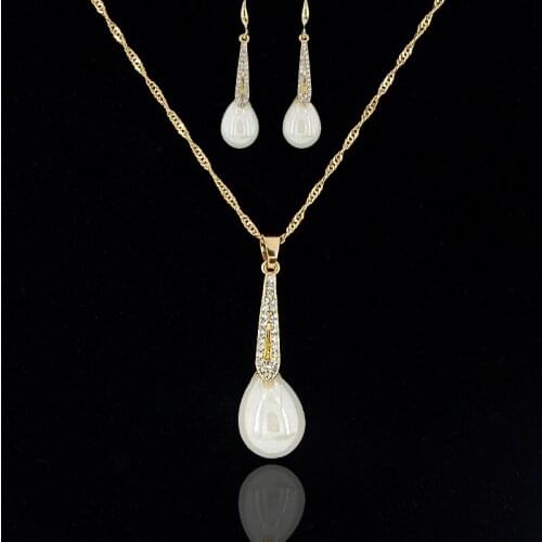 Gold color Necklace Rhinestone Imitation Pearl Necklace Womens Pendent Charm Necklace