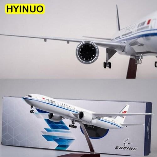 47CM 1/157 Scale Airplane B777 Dreamliner Aircraft Air China Airlines Model W Light and Wheel Diecast Plastic Resin Plane