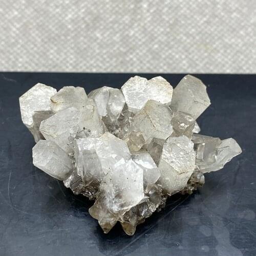 Natural transparent columnar calcite is rare and extinct in China