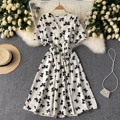 Chiffon Dress Summer New Sweet Bow-knot Printed Temperament V-neck Lace Slim Mid-length Holiday Dresses