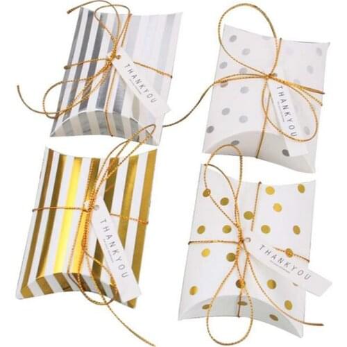 50pcs Favor Candy Box Bag New Craft Paper Pillow Shape Wedding Favor Gift Boxes pie Party Box Bags eco Friendly Kraft Promotion