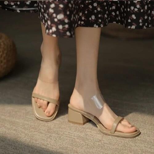 Slippers Womens Summer Pumps Mid-heel 2021 New Summer Temperament Fashion Sandals Womens Shoes Thick Heel Sandals