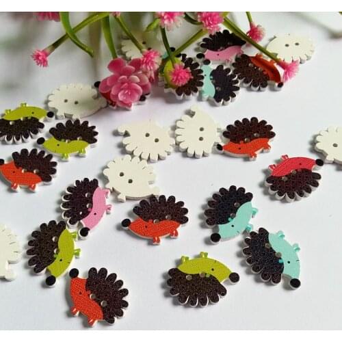 120Pcs Cartoon Hedgehog Style Mixed Colorful Beautiful Lovely 2 Holes Wood Painting Buttons Craft Sewing Scrapbooking 19x25mm
