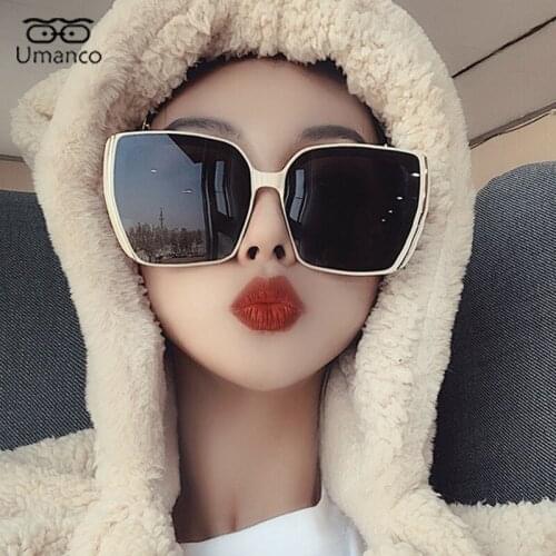 2021 New Sunglasses Women Men Square Vertical Line Decoration Full Frame Male Female Eyeglasses UV400 Shades Beach Travel