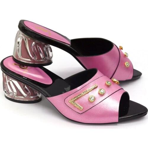 2021 Fashion Women African Women Pumps Decorated with Rhinestone Ladies Party Low-heeled Mom Shoes