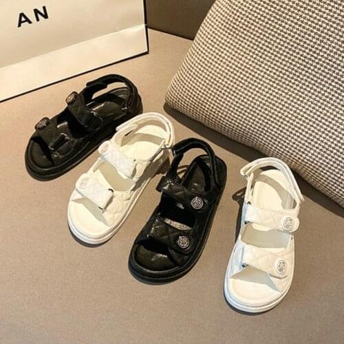 2021 Summer New Luxury Leather Sandals Womens Flat Fashion Trifle Roman Platform Shoes