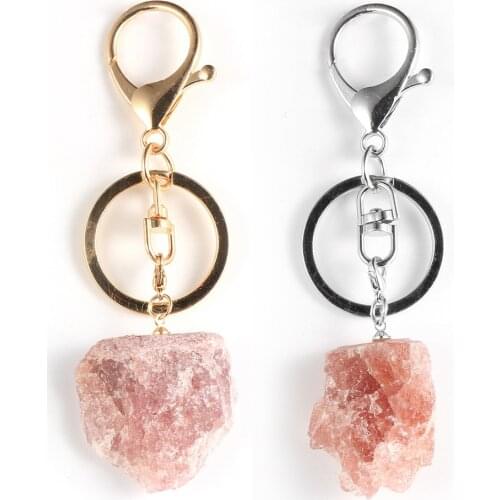 Women Girl Irregular Natural Cute Strawberry Crystal Keyring Gem Stone Pink Quartz Keychain Alloy Lobster Clasp Key Ring Jewelry