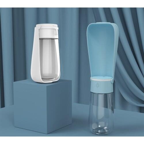 Animals Accessories Easy To Carry 450ml Foldable Water Drinker Bottles Wide Trough Dog Drinking Water Dispenser Bottle for Dogs