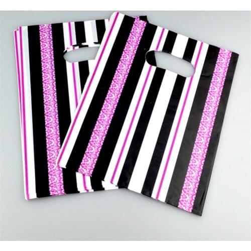 100pcs/lot 20x25cm Hot Pink Black Striped Plastic Gift Bag Boutique Jewelry Gift Packaging Bag Plastic Shopping Bags With Handle