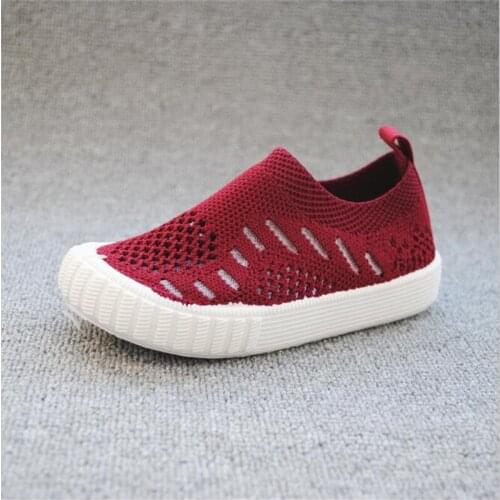 Summer childrens shoes woven thin fashion hollow mesh childrens shoes boys and girls feet soft sole anti slip shoes