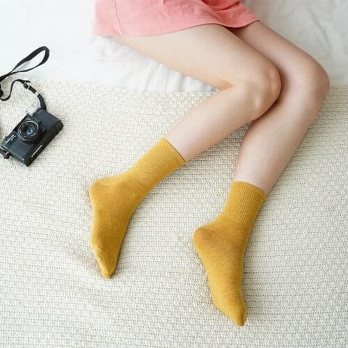 Twelve-color Mid-tube Trendy Womens Socks Moisture Wicking And Warmth Pure Color Mid-tube Cotton Socks