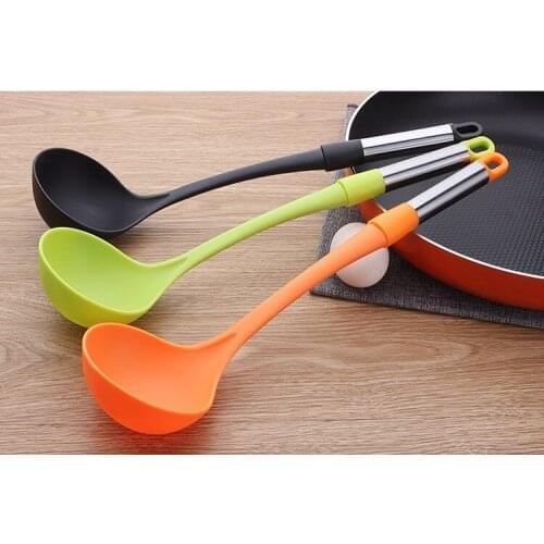 1PC Creative Soup Spoon Long Handle Plastic Spoons Toughened Nylon Food-grade Tableware Kitchen Supplies KX 243
