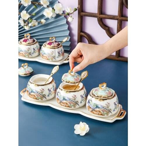 Kitchen seasoning tool sugar bowl creative ceramic seasoning jar set with tray household lidded salt shaker seasoning box