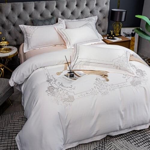 High-Grade European Palace Style Satin Cotton White Bedding Set Quit Cover Sheet Pillowcase Queen King 4 Pcs