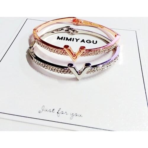 Mimiyagu Luxury Crystal V Bangle For Women Arm Cuff Bangles Jewelry Bracelets for Women - Good quality