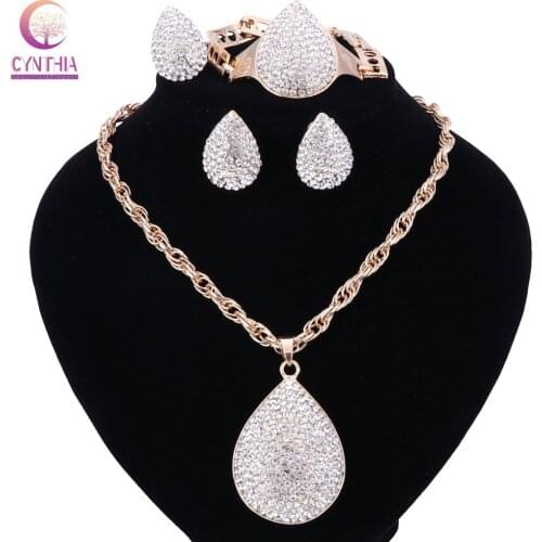 Women necklace for party Direct Selling gold Jewelry sets Boho crystal wedding Trendy statement necklace with earrings 2017